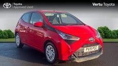 Toyota Aygo 1.0 VVT-i X-Play 5dr x-shift Petrol Hatchback